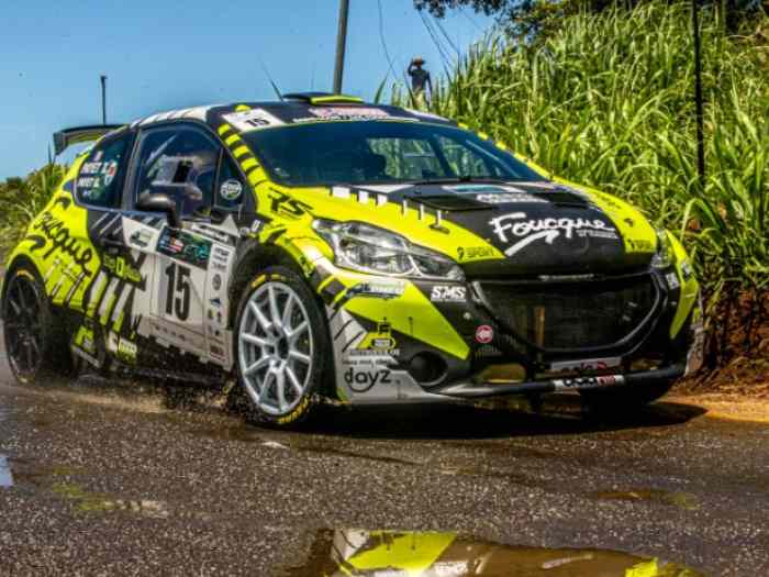 Peugeot 208T16 5