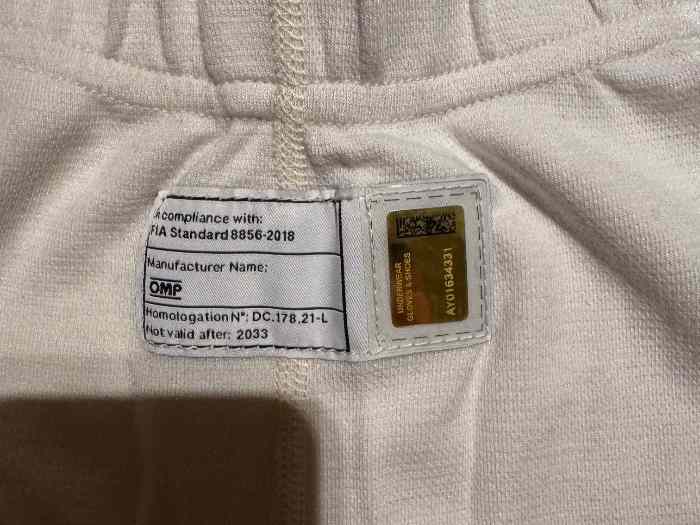 Pantalon neuf OMP homologué. 1
