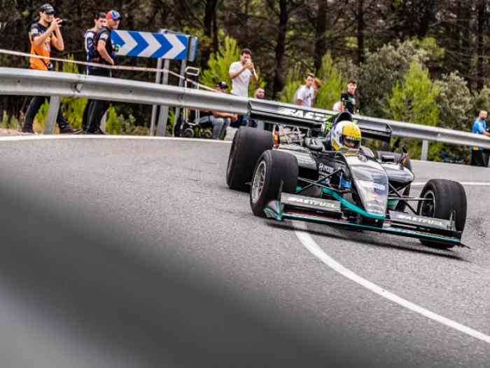 Tatuus F3000 FIA 2025 1