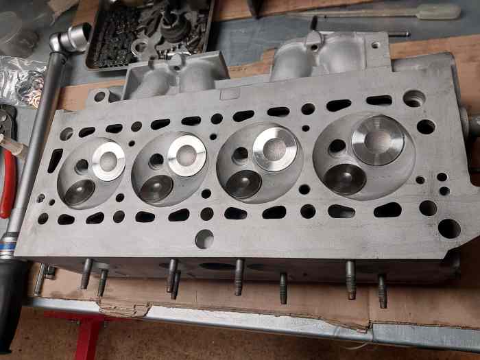 Culasse neuve 104 zs2 2