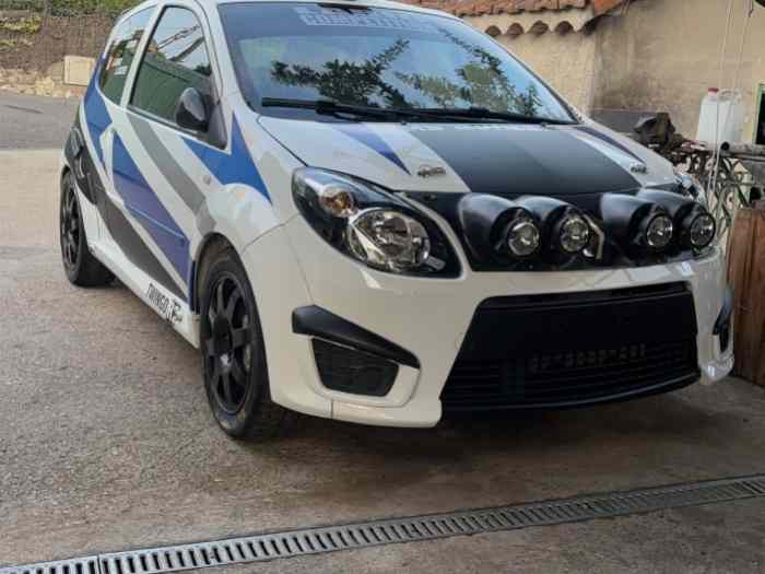 Twingo r2 evo (ex :automeca Manu guigou) échange possible 1
