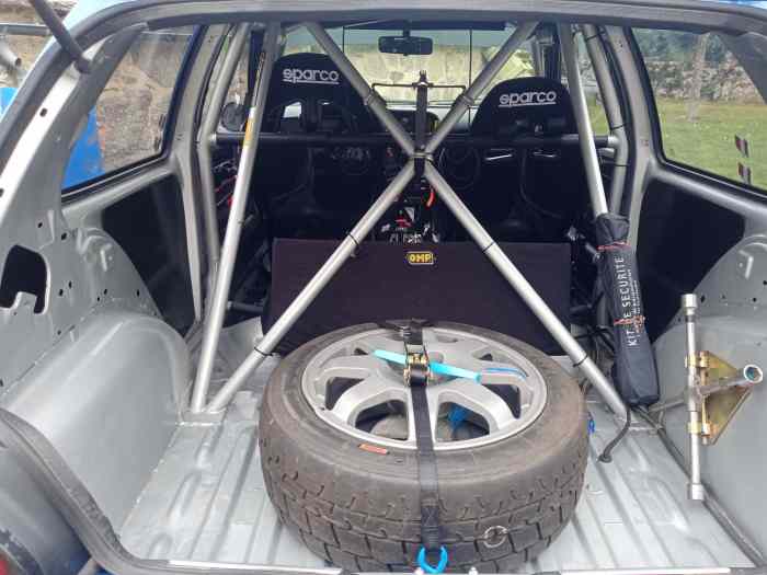 URGENT VEND CLIO F2000/14 1