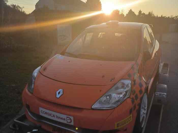 clio 3 RS F2/14 ,280cv 4