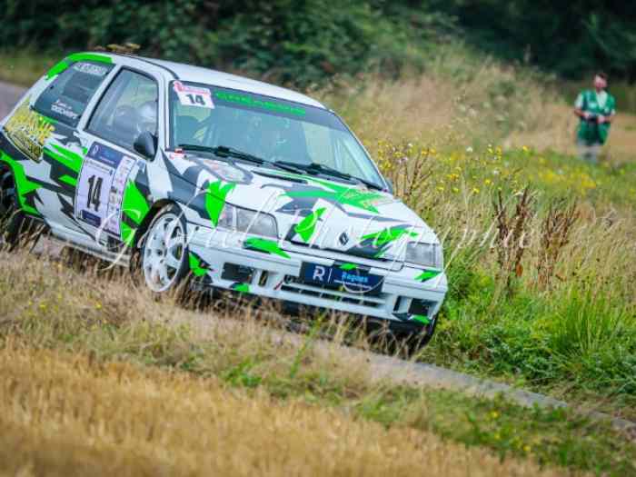 Clio GR A ( réserver) 2