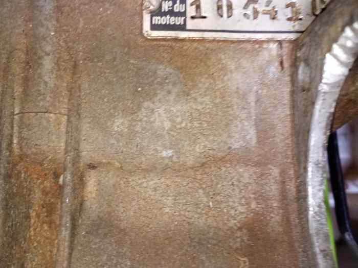 Blocs moteur renault type 807-12 et 807-03 r12 r15 r16 r17 3