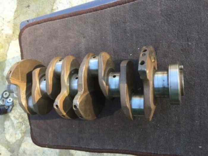Lot bloc moteur AAC culasse cache alu Renault Alpine R12 Gordini 4