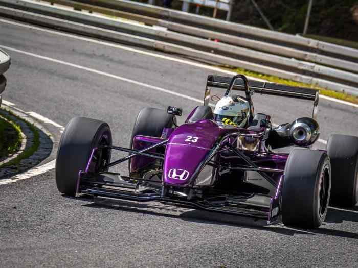 Dallara F305