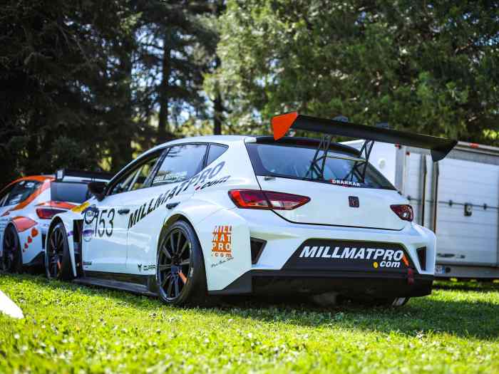 Cupra Seat Leon vraie Eurocup groupe A MK3 DSG 1