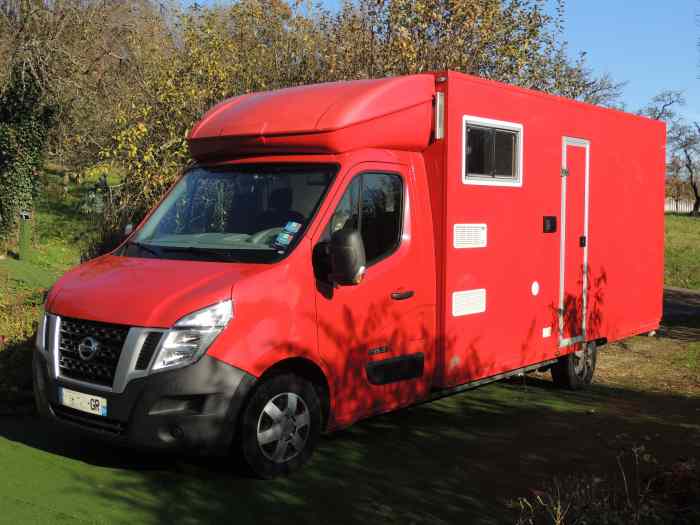 CAMION Assistance Camping-car avec trè...