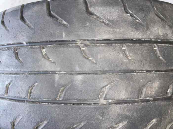 2 Pneus Kumho V70 175/60/13 3