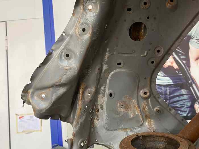 URGENT - CAISSE HYUNDAI R5 CHOC AR ARCEAU OK 4