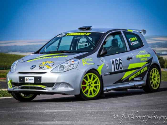 Urgent Clio 3 F214 Calabre compétition...