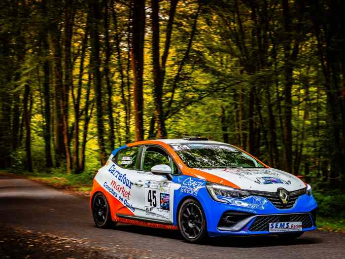 CLIO RALLY5 rc5 4