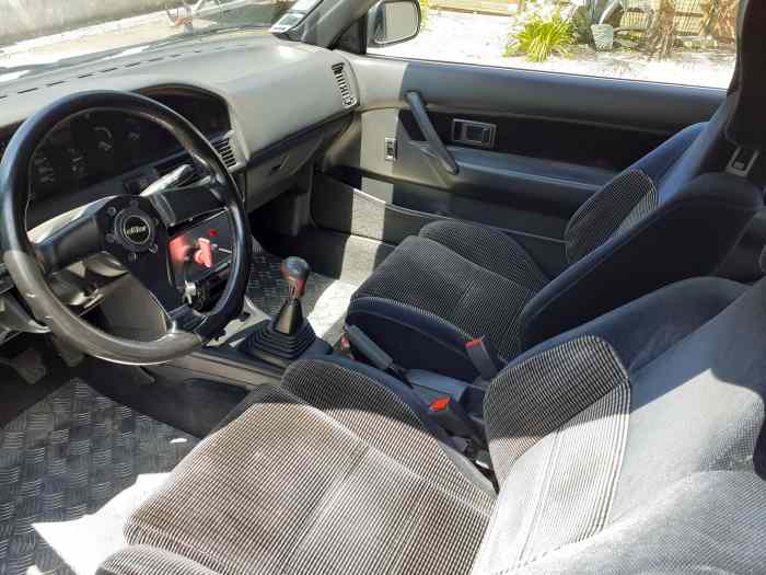 vend ou échange Toyota Corolla gti 16 2