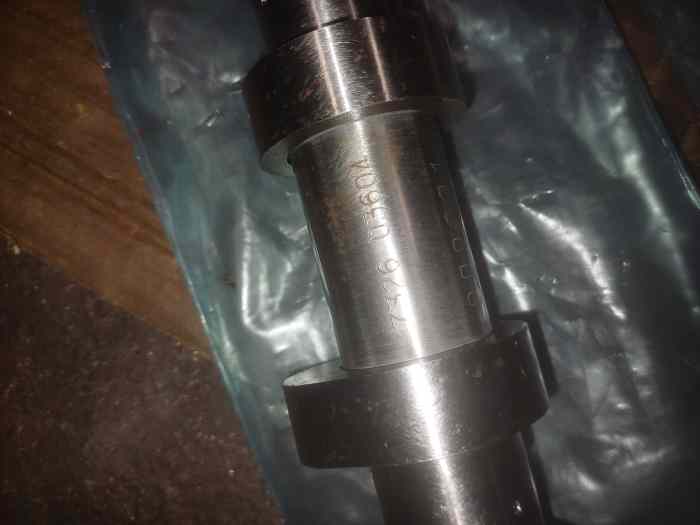 4 papillons,pistons,arbres à cam k4m 4
