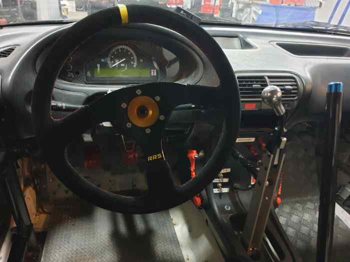 Lot 2 Honda integra avec passeport f2000 et A7 2