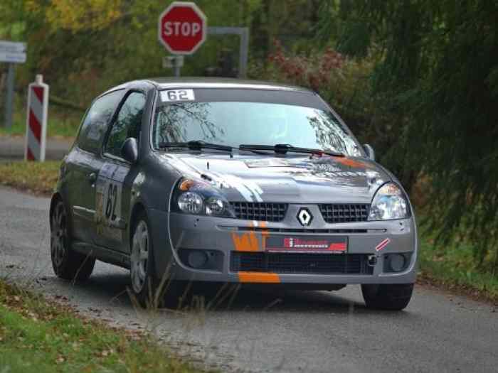 Clio 2 rs A7 210cv SADEV