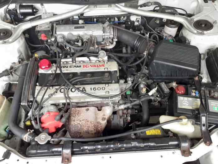 vend ou échange Toyota Corolla gti 16 1