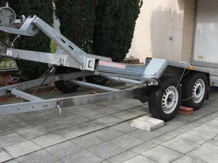 Remorque porte voiture double essieu 1800kg 2