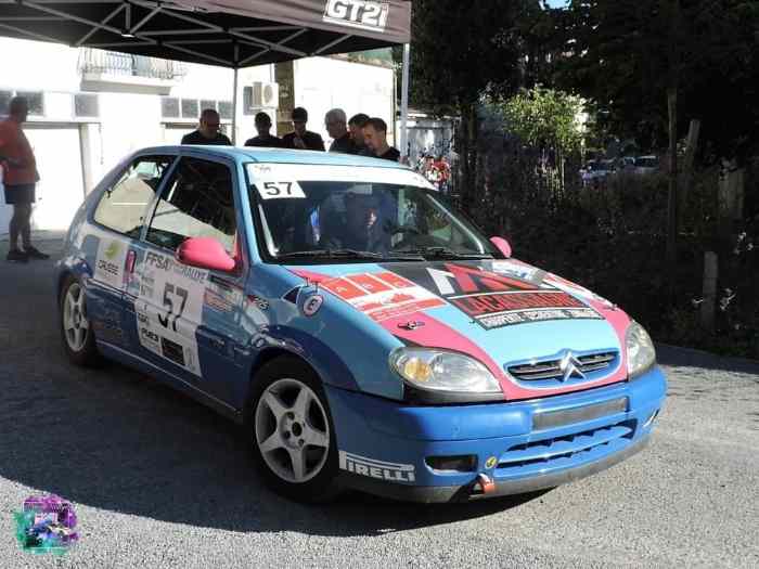 Vend Saxo A6 2