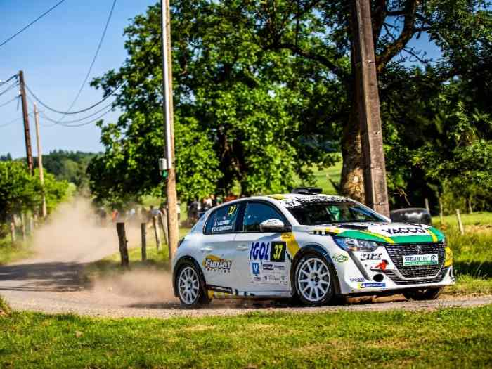 GILBERT COMPETITION / 2 X 208 RALLY4 A...