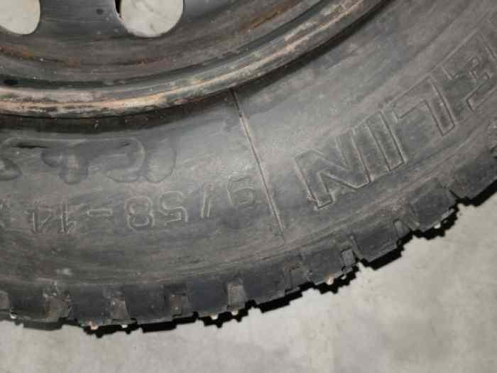 4 pneus neige michelin C51 14 pouces 4