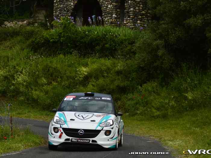 Location Opel Adam R2 Performance 1