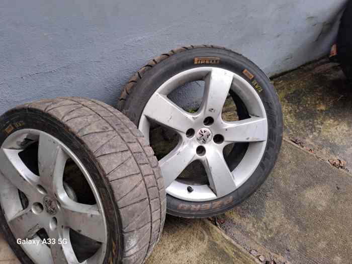 Vend roues en 17pouces 0