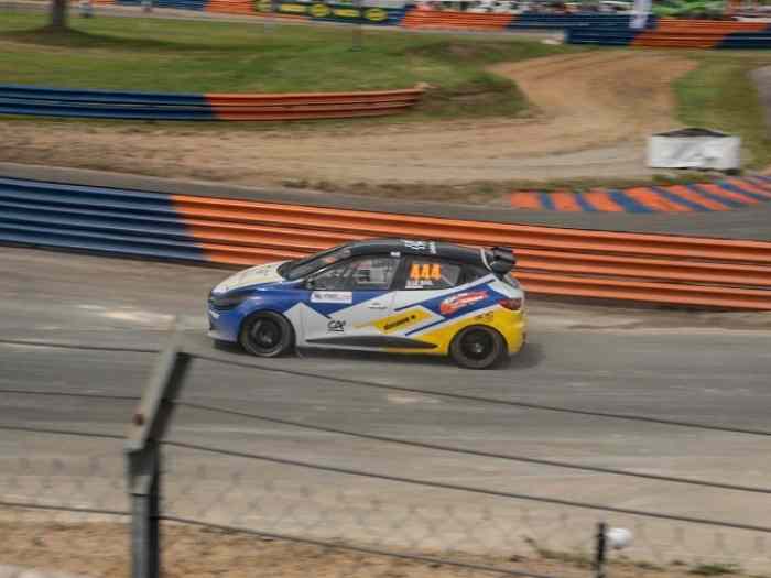 CLIO 4 F2000 4