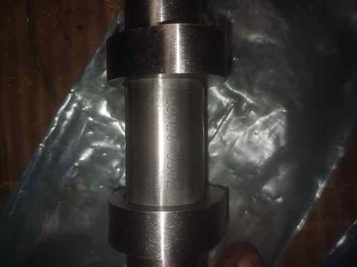 4 papillons,pistons,arbres à cam k4m 3