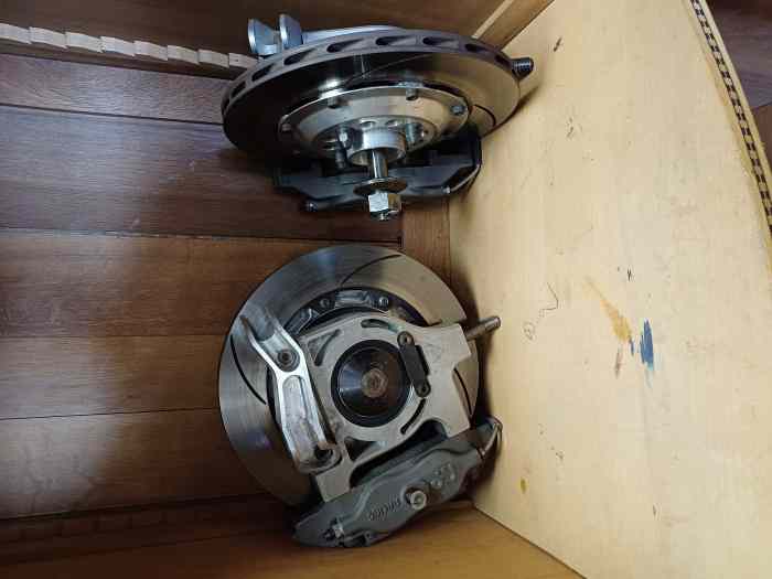 Porte moyeux complet norma 2008 1