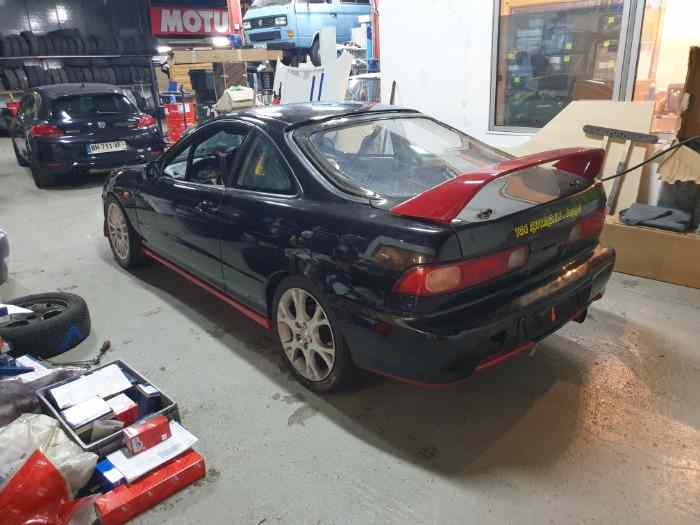 Lot 2 Honda integra avec passeport f2000 et A7 1
