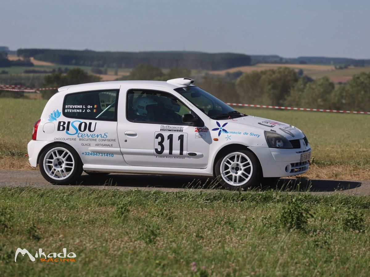 Clio rs f2014 – photo 1 sur 5