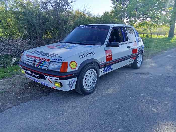 Location 205 gti gr n vhc