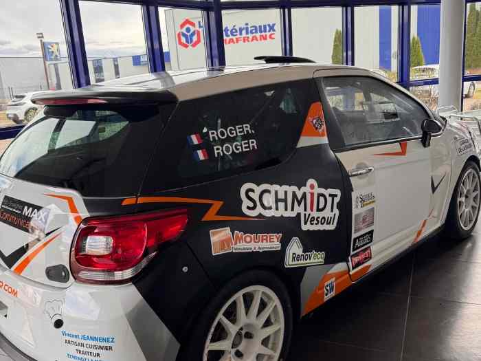DS3 R3T ASPHALTE + KIT TERRE COMPLET +...