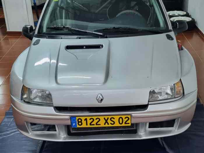 Se Vende Clio F2000 Maxi Kit Kar 4