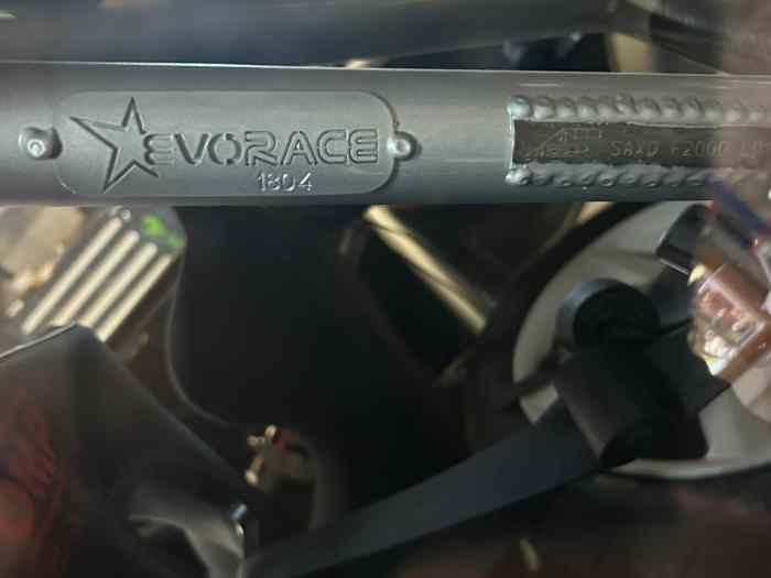 Saxo A6 caisse Evorace 3