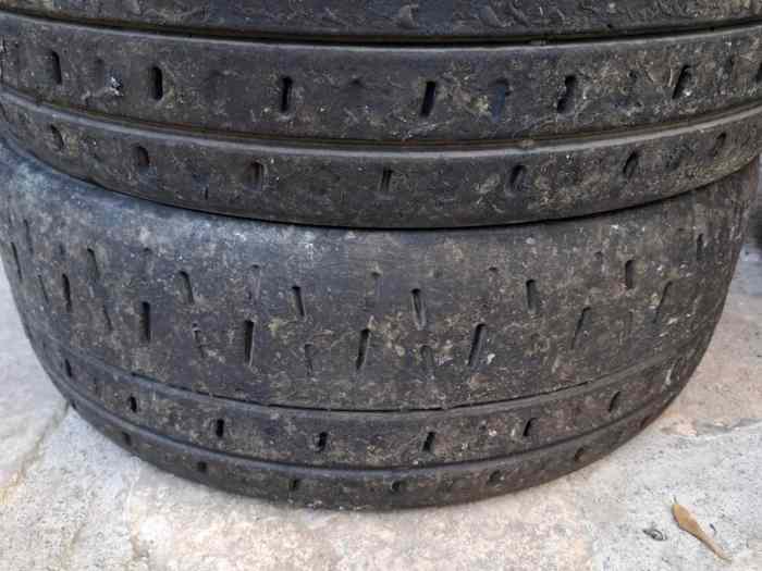 Lot Pirelli 17 1