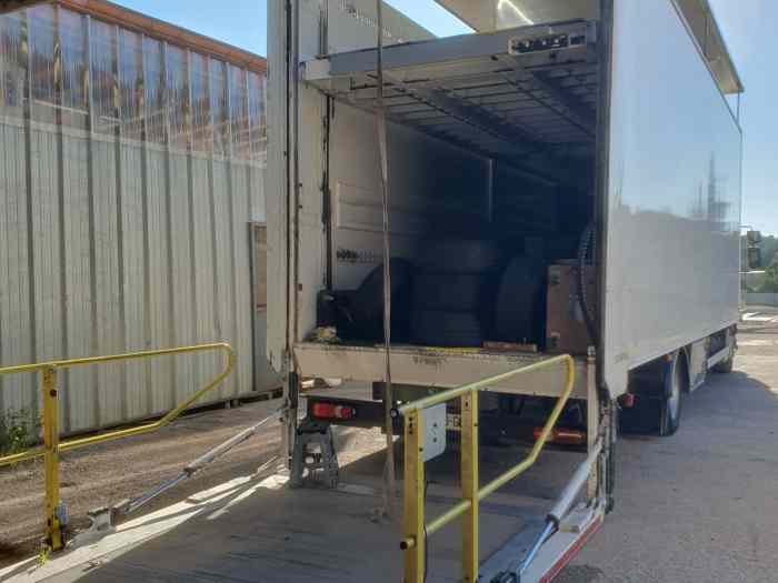 CAMION PORTEUR 5