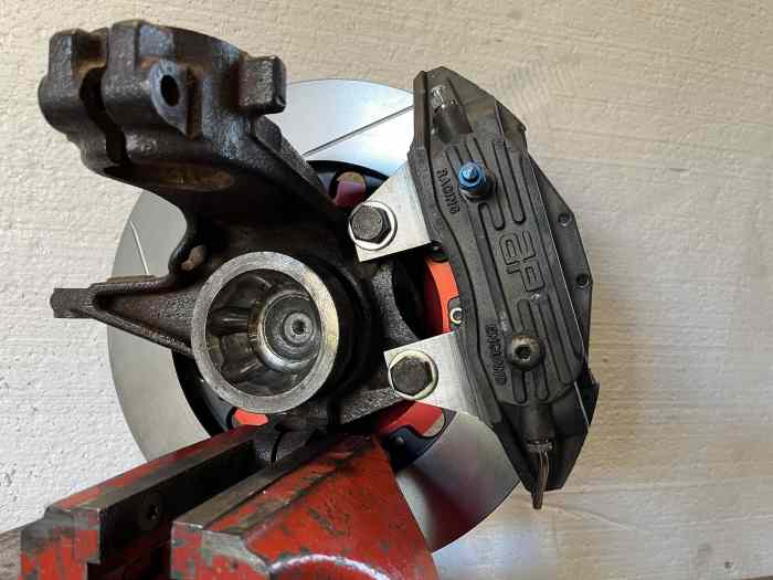 KIT FREINS AP RACING 106 A6 A5 EN 304X28 MM GROUPE A PEUGEOT CITROEN 5