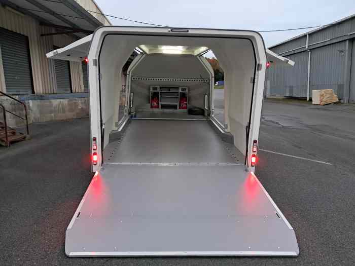 - EN STOCK- Remorque porte voiture fermée - AUTOSPORT TRAILER AST-2 3