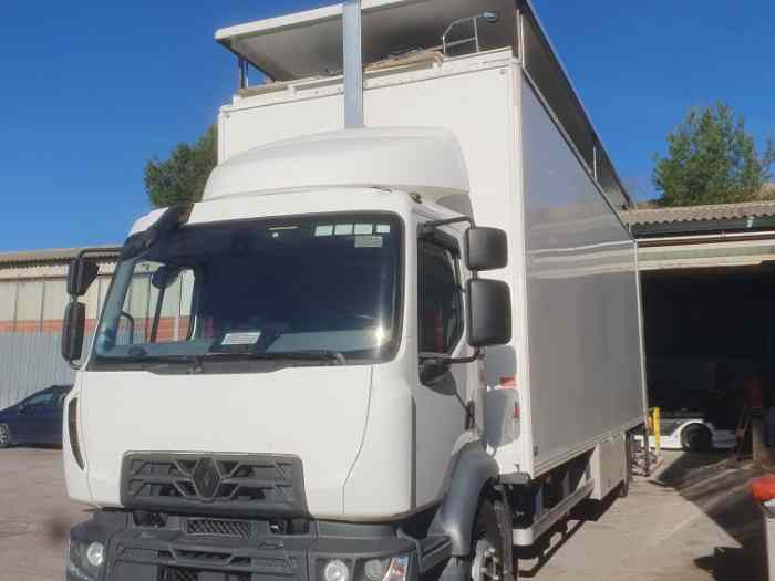 CAMION PORTEUR 1
