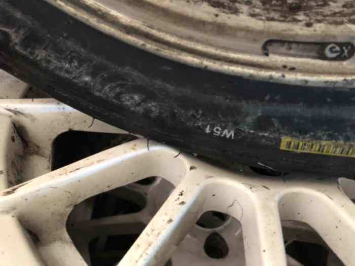 4 jantes + 4 pneus 19/58-15 5