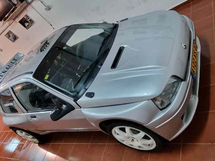 Se Vende Clio F2000 Maxi Kit Kar 3