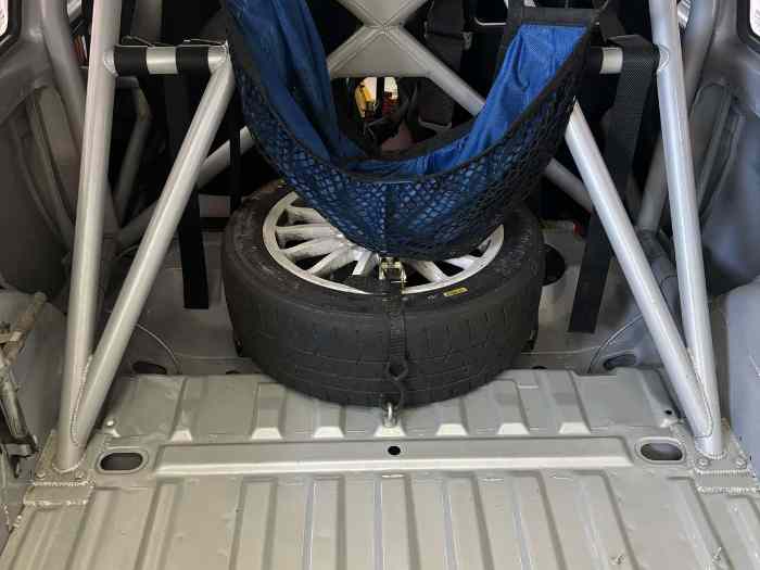 106 F200/13 à vendre 3