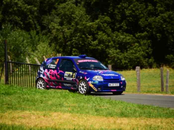 Renault clio f2000 0