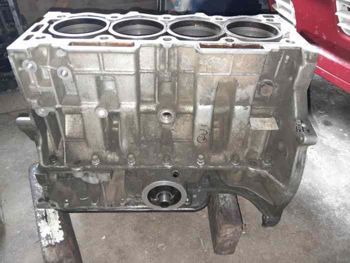 Bloc 205 rallye + pistons woosner 0