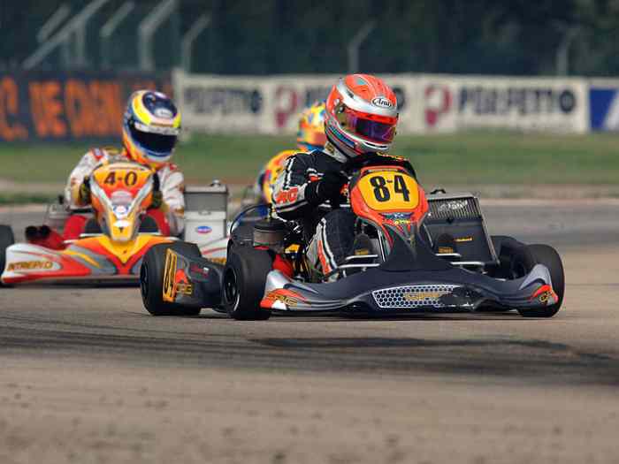 Échange voiture contre karting