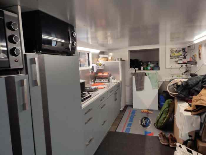 Structure/Motorhome semi-remorque 16 couchages 2