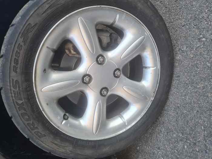 4 roues pour xsara ou 206